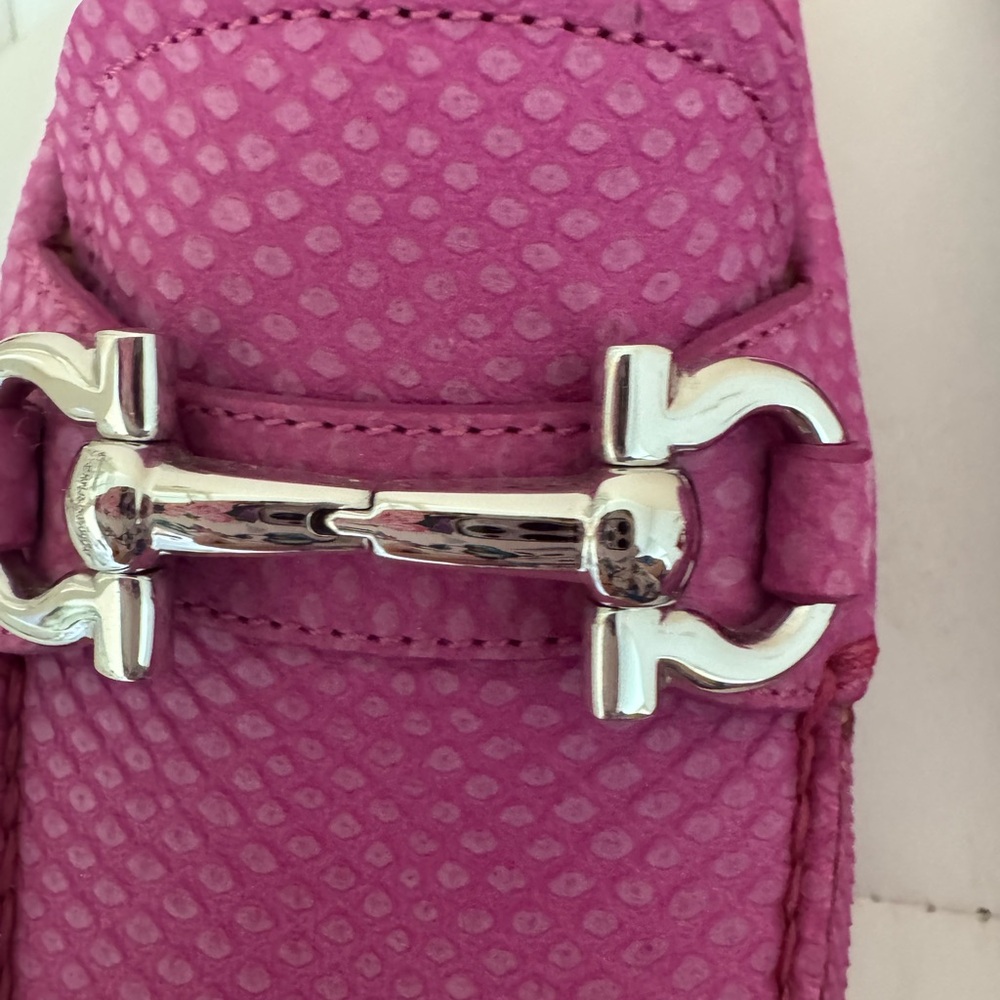 Salvatore Ferragamo Fuchsia Loafers with Silver Accents. Made in Italy. Leather. - Picture 4 of 8